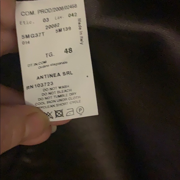 Armani Collezioni  jacket - Picture 7 of 8